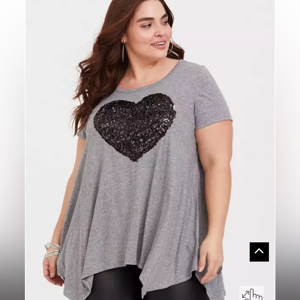 Torrid Heritage Slub Handkerchief Hem Tee Medium Heather Grey size medium